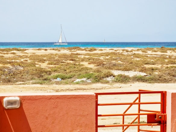 Beachfront 3 bed: Praia Antonio Sousa