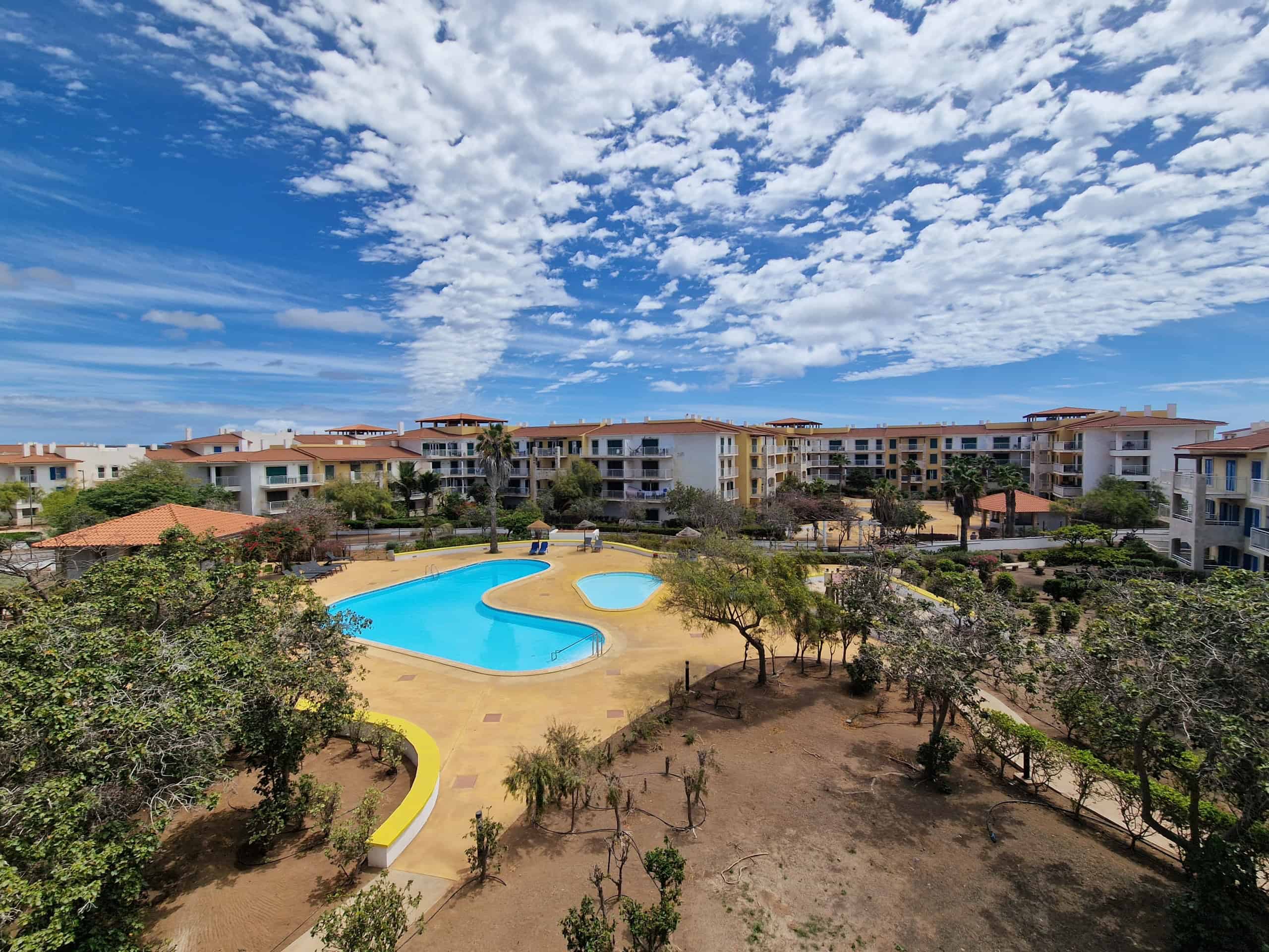 2 Bed 2nd Floor Apartment for Sale