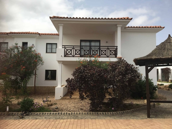 Cape Verde Property for Sale: Beautiful Large Two-Bed Apartment Overlooking the Pool