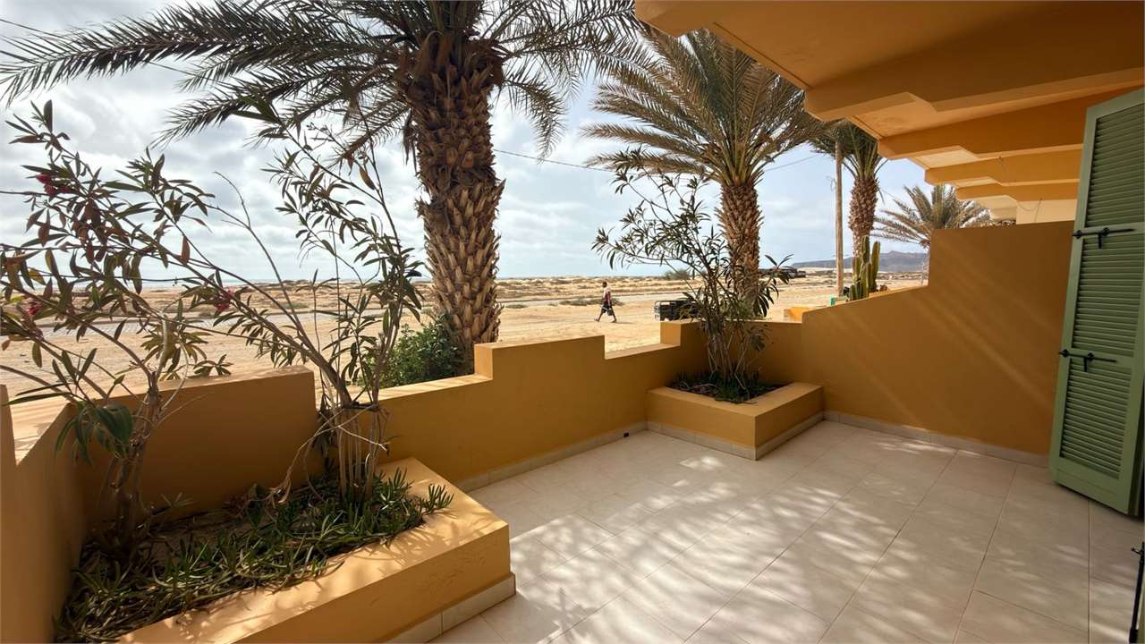 Bright Renovated One-Bedroom Apartment with Sea-View Terrace Just One Minute from the Beach